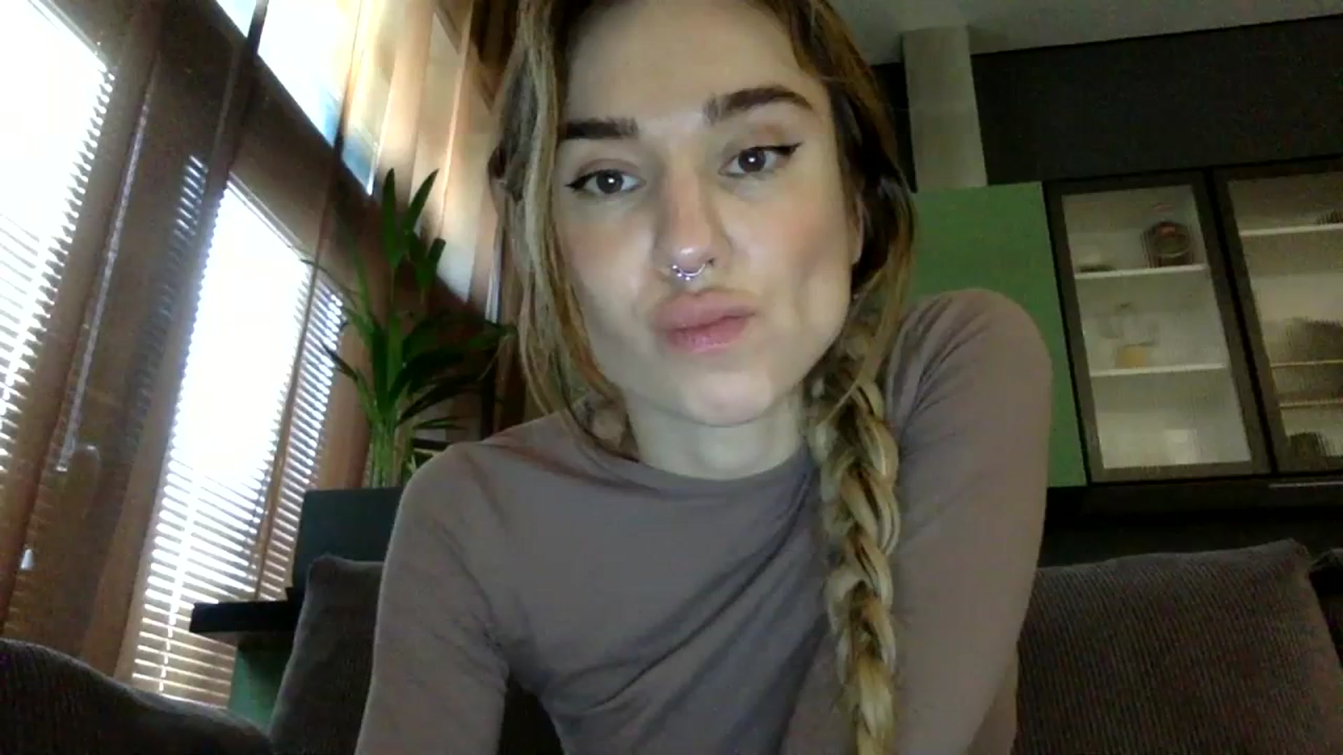 Gallery image thumbnail from EgoisticPuss's myfreecams stream on, 09/24/2023, 13:39 image 8 of 20