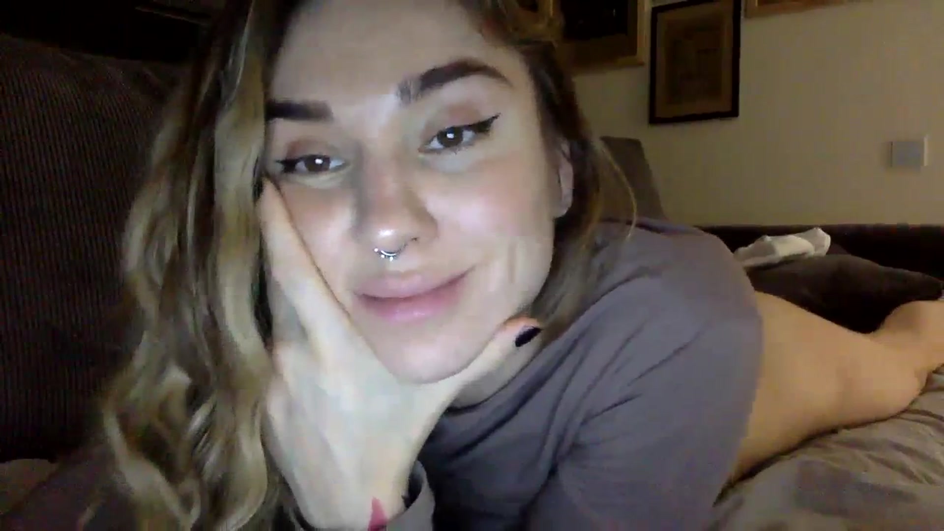 Gallery image thumbnail from EgoisticPuss's myfreecams stream on, 09/24/2023, 15:25 image 13 of 20