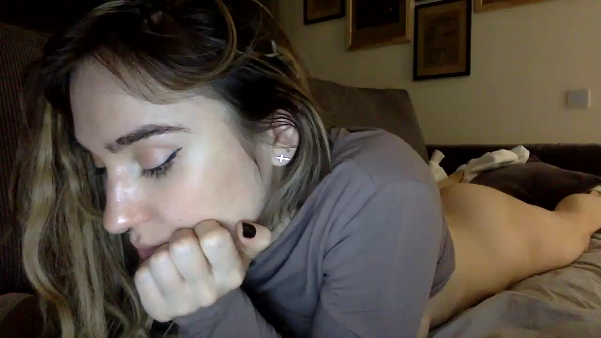Gallery image thumbnail from EgoisticPuss's myfreecams stream on, 09/24/2023, 15:25 image 15 of 20