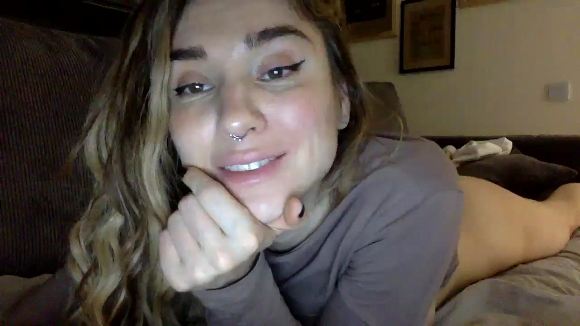 Gallery image thumbnail from EgoisticPuss's myfreecams stream on, 09/24/2023, 15:25 image 7 of 20
