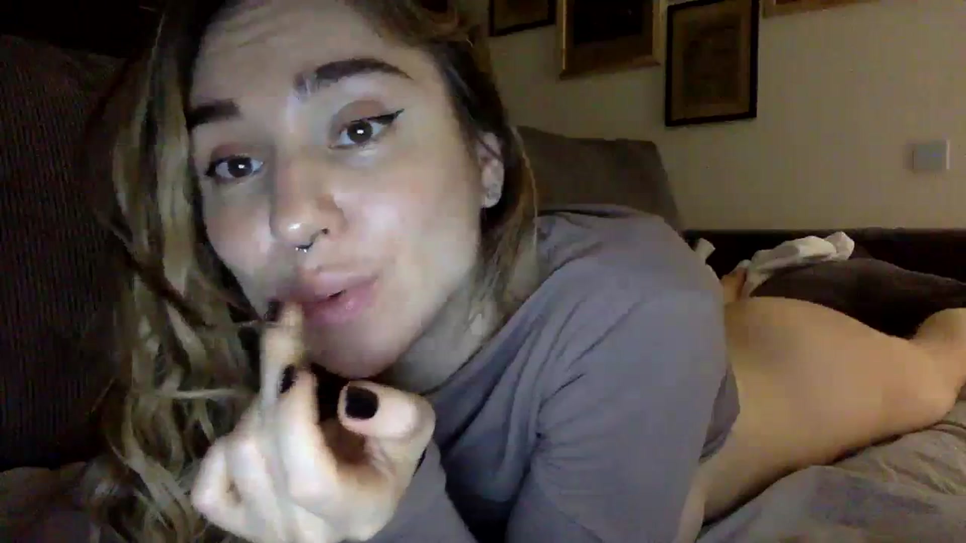 Gallery image thumbnail from EgoisticPuss's myfreecams stream on, 09/24/2023, 15:25 image 17 of 20