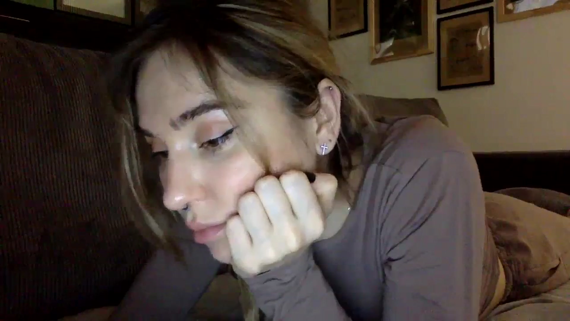 Gallery image thumbnail from EgoisticPuss's myfreecams stream on, 09/25/2023, 15:27 image 13 of 20