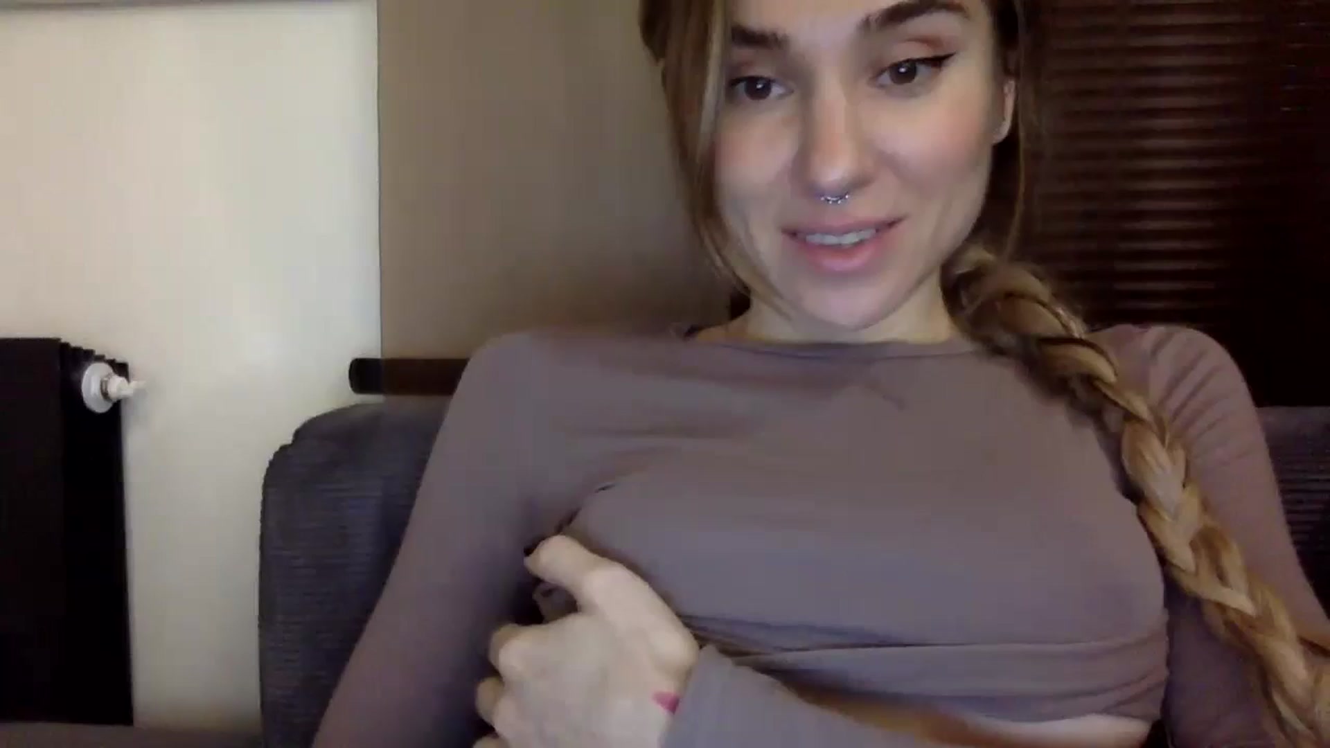 Gallery image thumbnail from EgoisticPuss's myfreecams stream on, 09/25/2023, 17:01 image 16 of 20