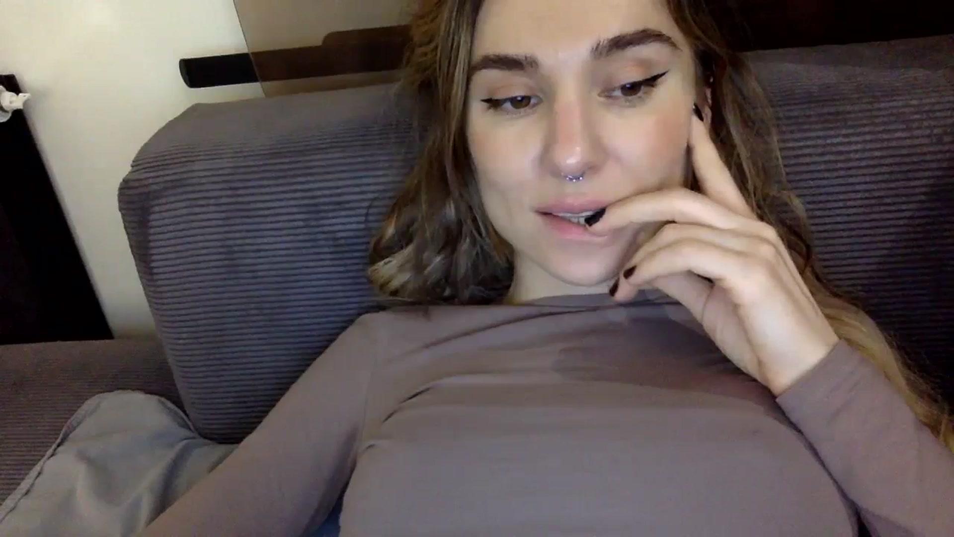 Gallery image thumbnail from EgoisticPuss's myfreecams stream on, 09/26/2023, 17:12 image 12 of 20