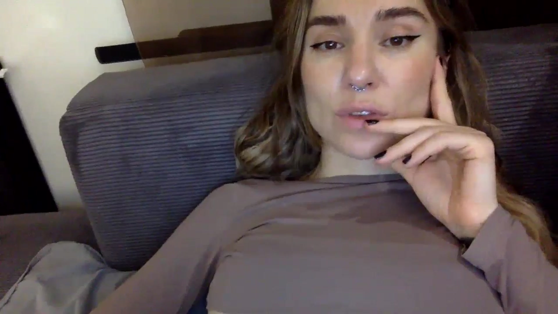Gallery image thumbnail from EgoisticPuss's myfreecams stream on, 09/26/2023, 17:12 image 15 of 20