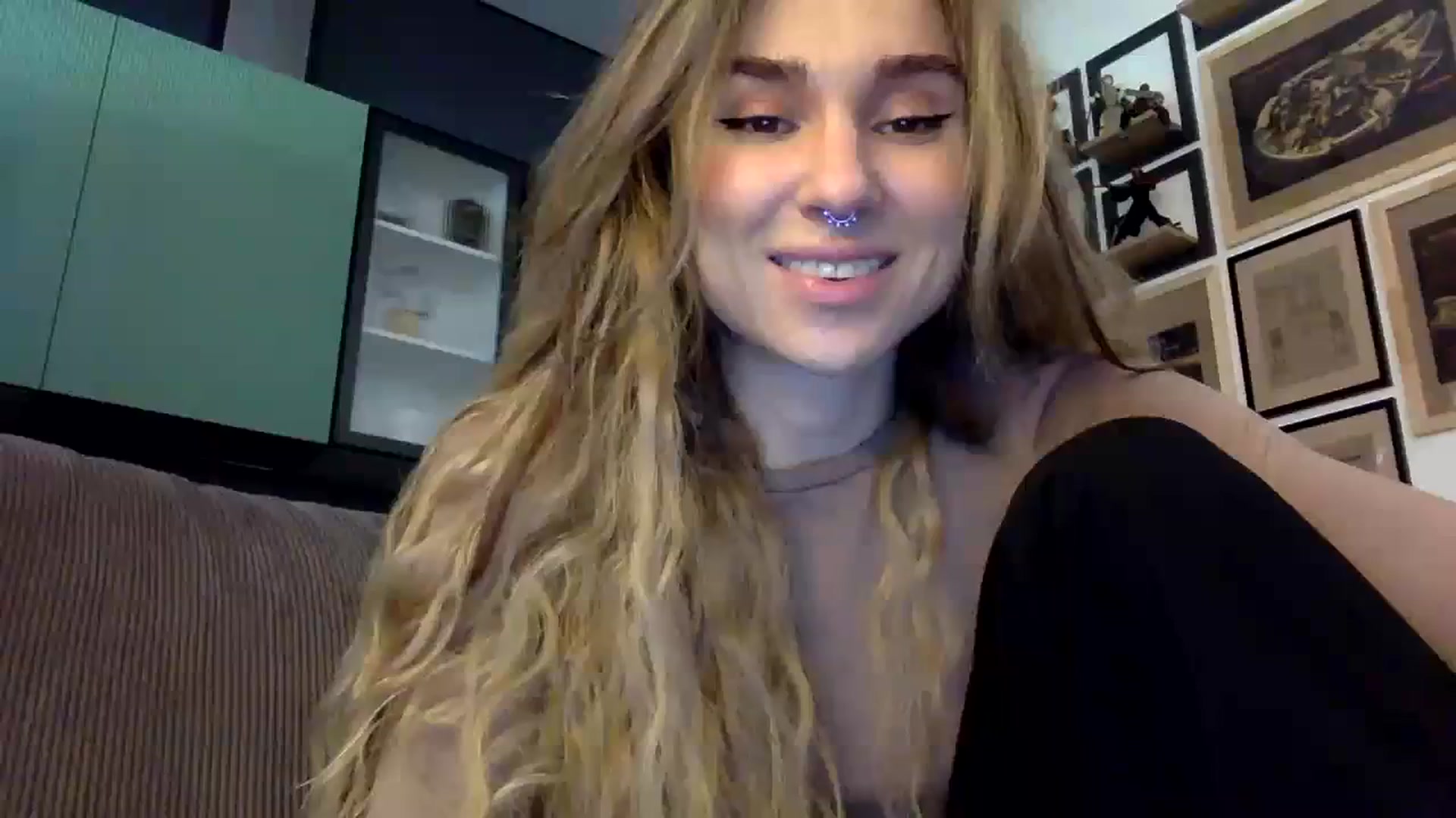 Gallery image thumbnail from EgoisticPuss's myfreecams stream on, 09/27/2023, 11:37 image 8 of 20