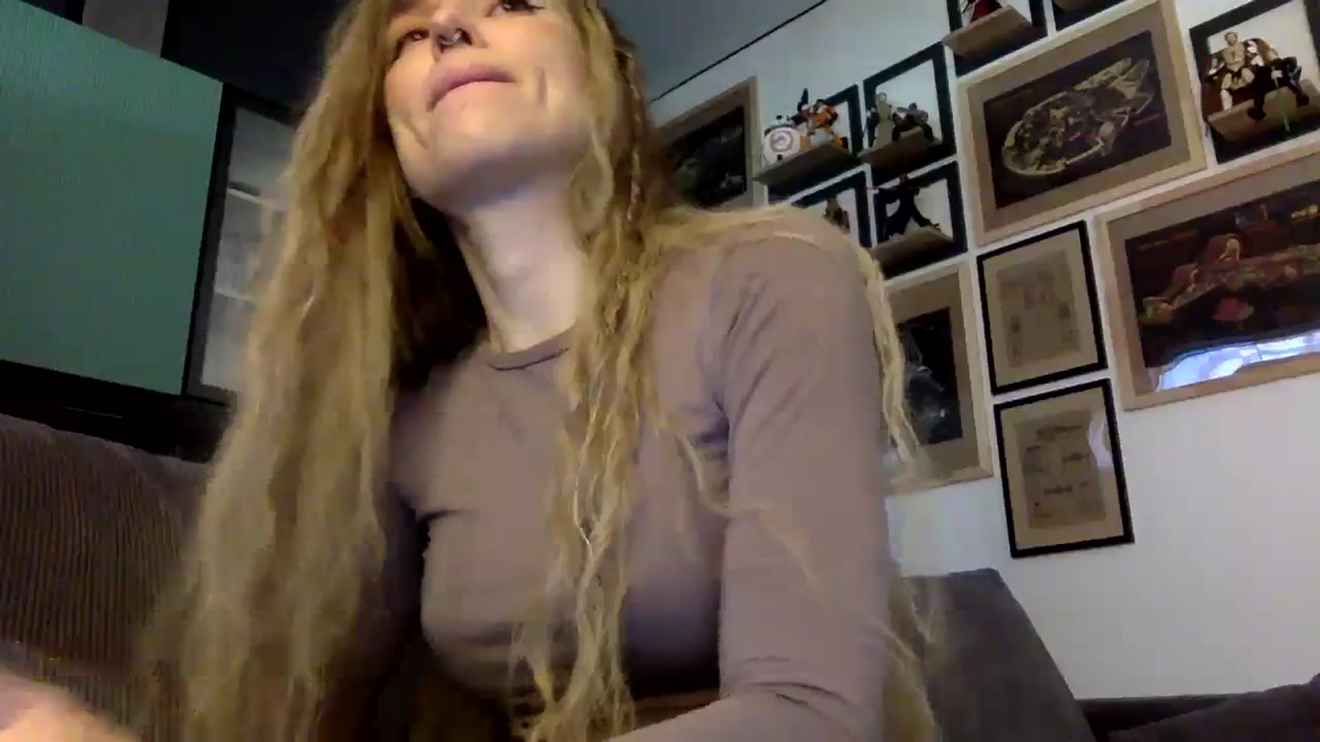 Gallery image thumbnail from EgoisticPuss's myfreecams stream on, 09/27/2023, 11:37 image 15 of 20