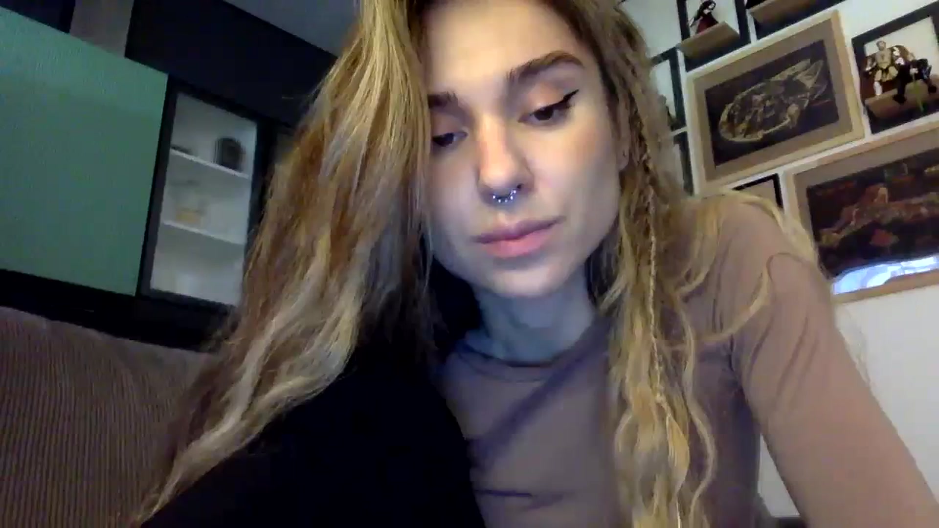 Gallery image thumbnail from EgoisticPuss's myfreecams stream on, 09/27/2023, 11:37 image 17 of 20
