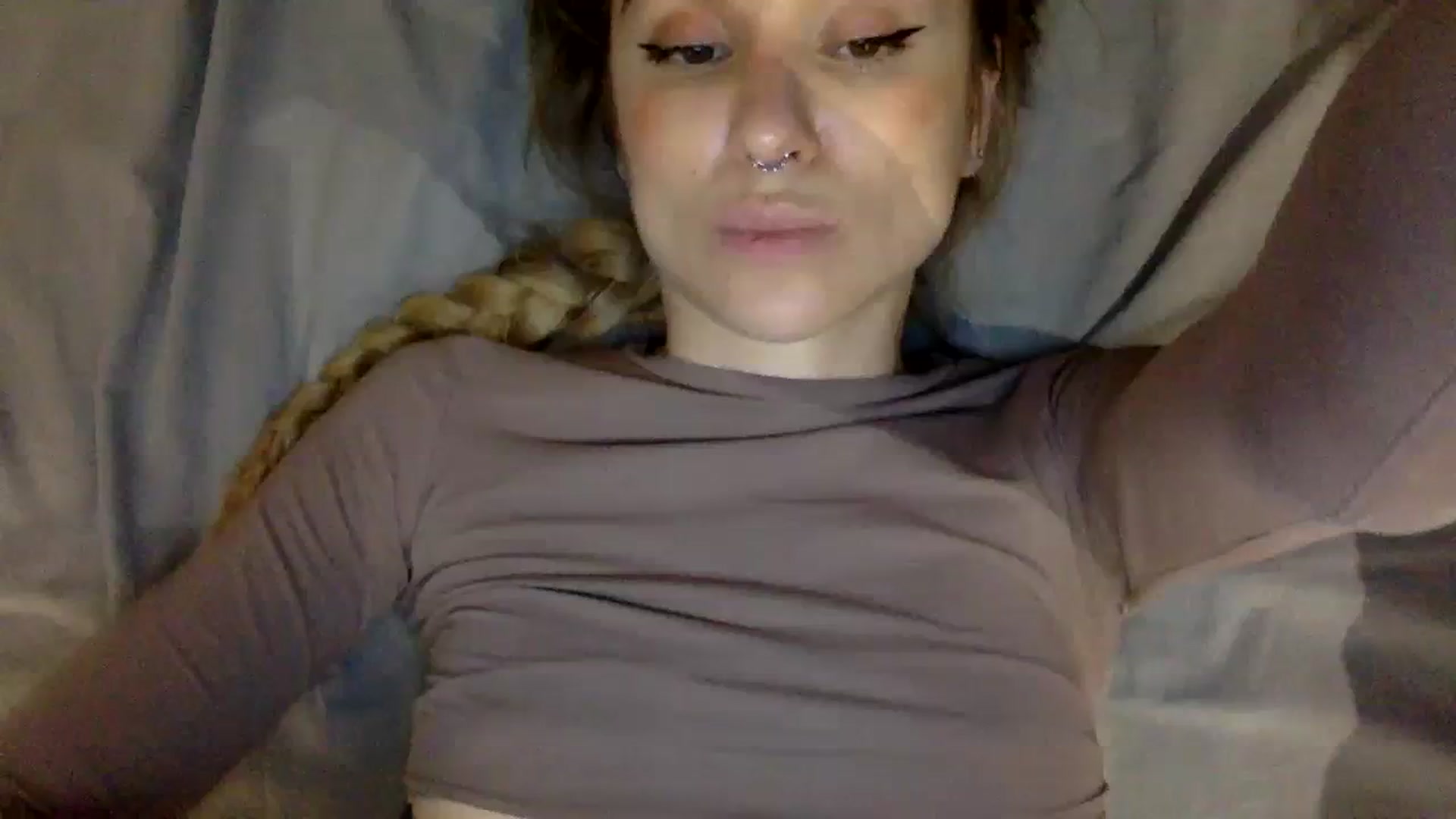 Gallery image thumbnail from EgoisticPuss's myfreecams stream on, 09/27/2023, 16:46 image 10 of 20