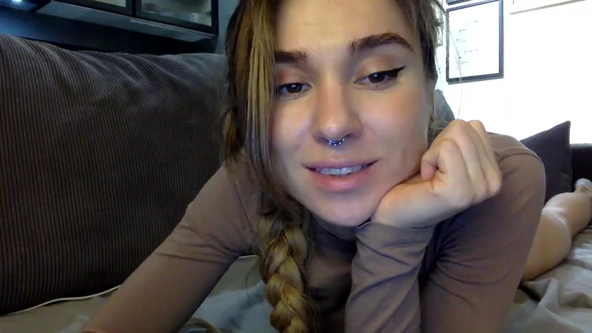 Gallery image thumbnail from EgoisticPuss's myfreecams stream on, 09/27/2023, 16:46 image 15 of 20