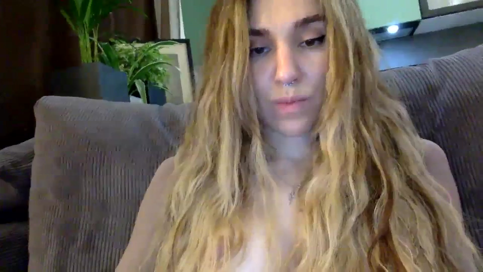 Gallery image thumbnail from EgoisticPuss's myfreecams stream on, 09/27/2023, 18:53 image 8 of 20
