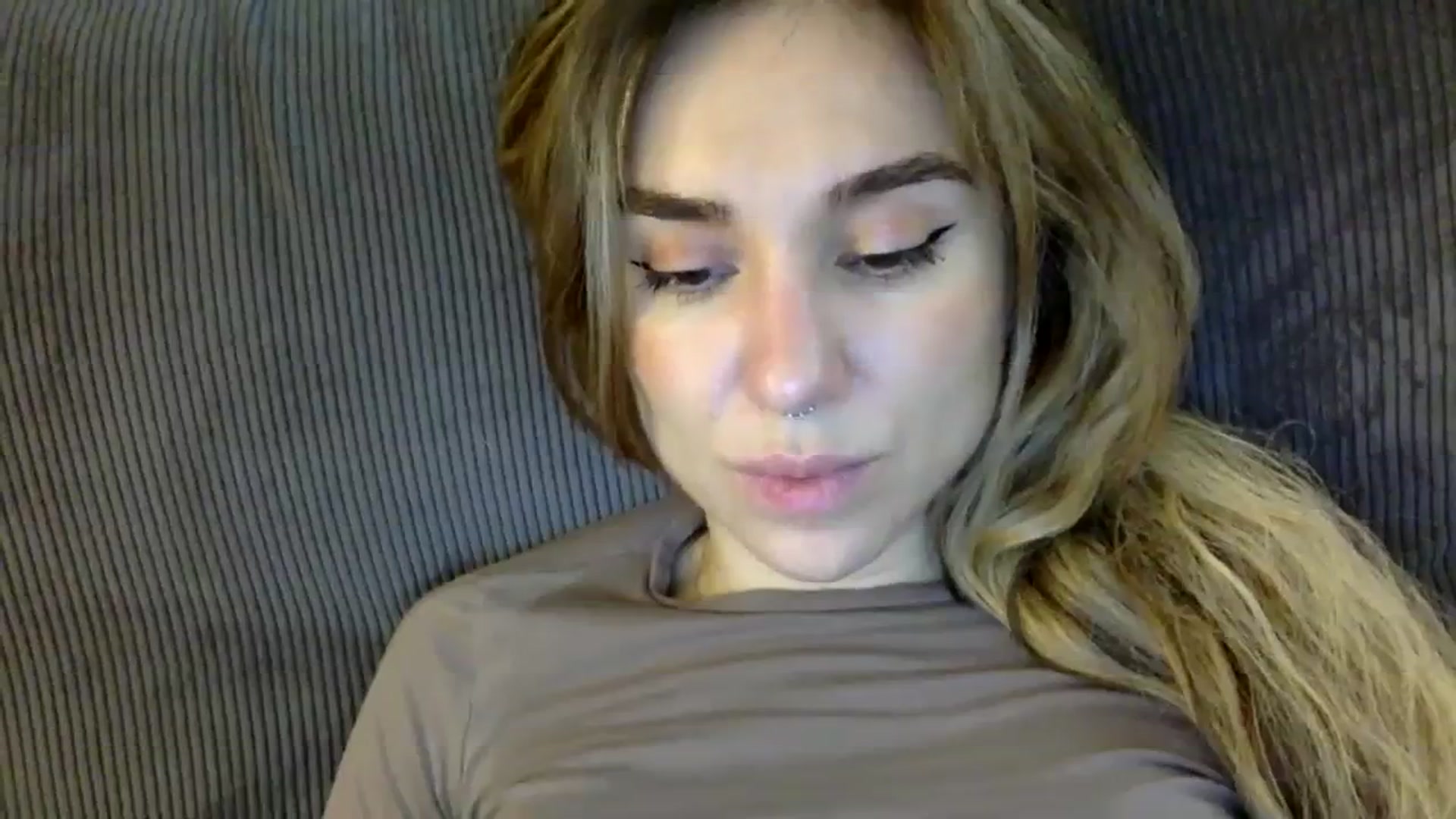 Gallery image thumbnail from EgoisticPuss's myfreecams stream on, 09/27/2023, 18:53 image 13 of 20