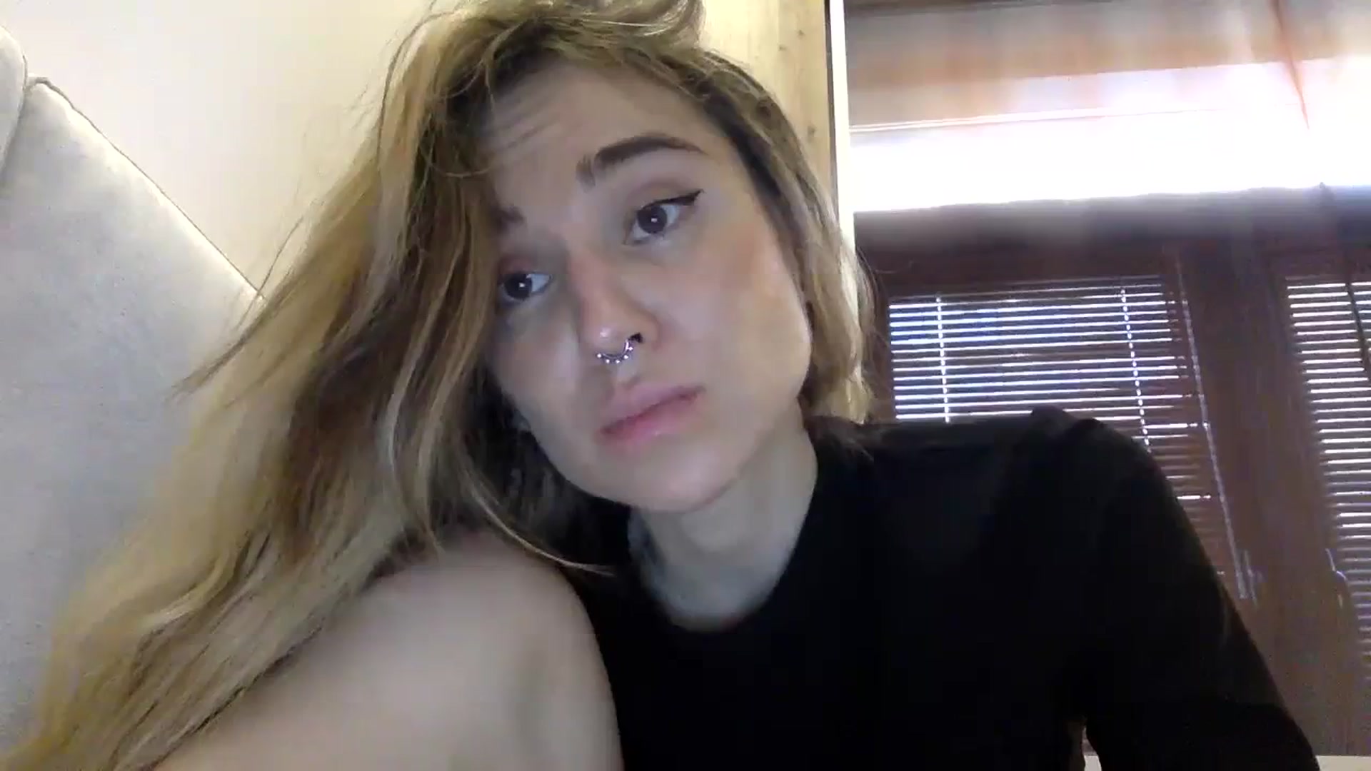 Gallery image thumbnail from EgoisticPuss's myfreecams stream on, 09/28/2023, 13:33 image 9 of 20