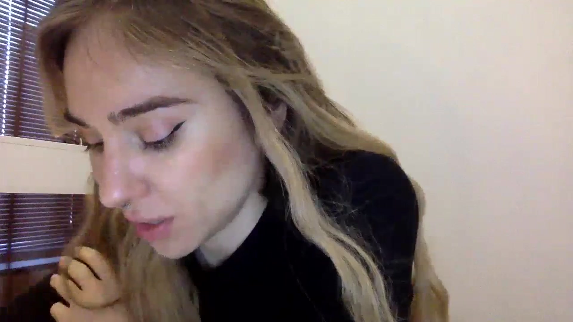 Gallery image thumbnail from EgoisticPuss's myfreecams stream on, 09/28/2023, 13:33 image 11 of 20
