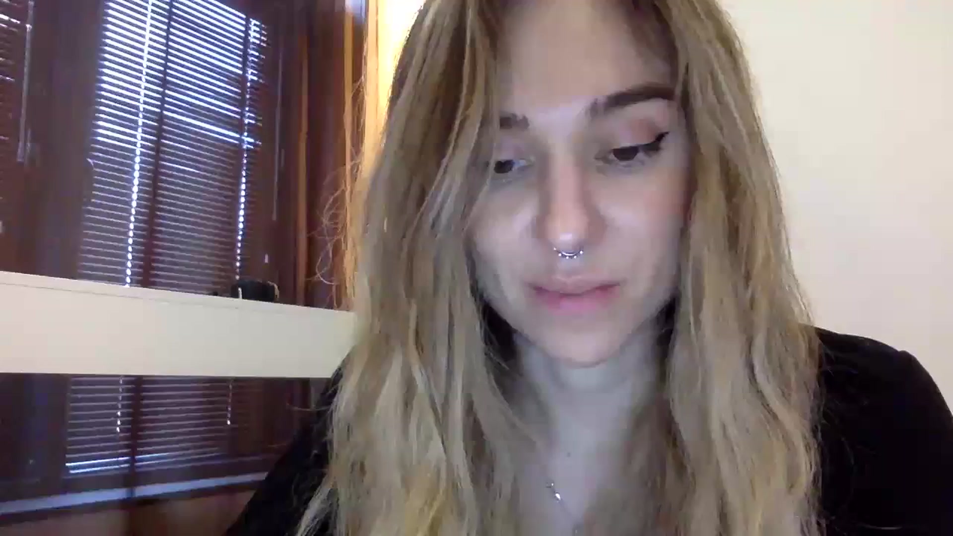Gallery image thumbnail from EgoisticPuss's myfreecams stream on, 09/28/2023, 13:33 image 16 of 20