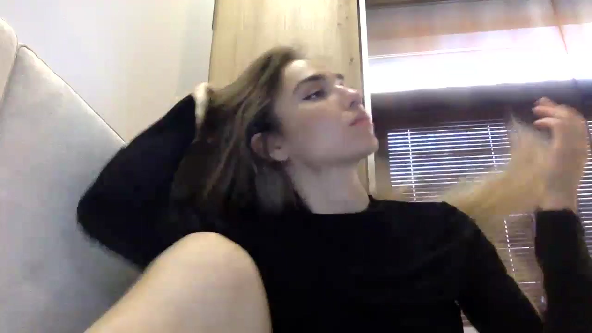 Gallery image thumbnail from EgoisticPuss's myfreecams stream on, 09/28/2023, 13:33 image 8 of 20
