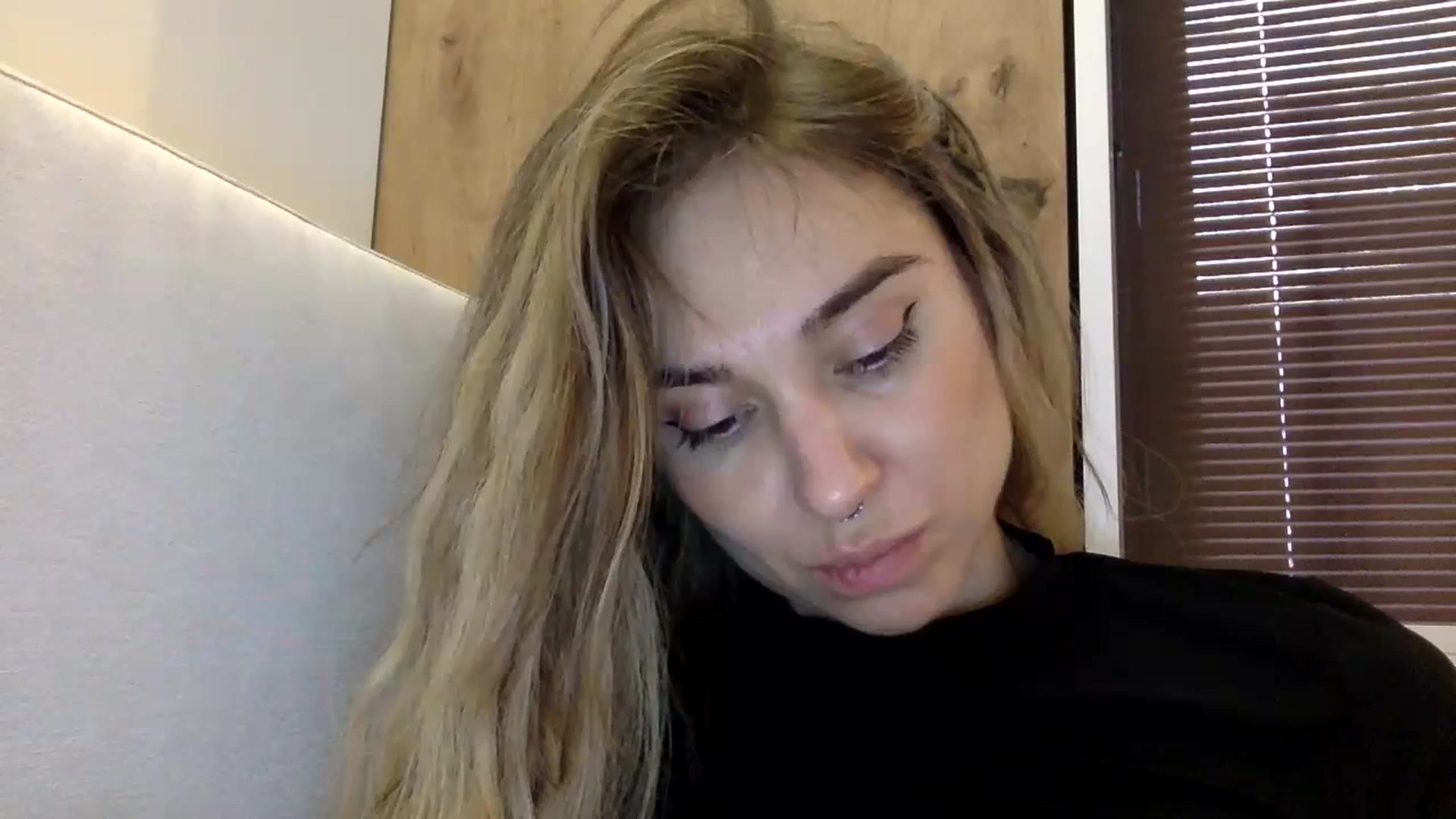 Gallery image thumbnail from EgoisticPuss's myfreecams stream on, 09/28/2023, 13:33 image 10 of 20