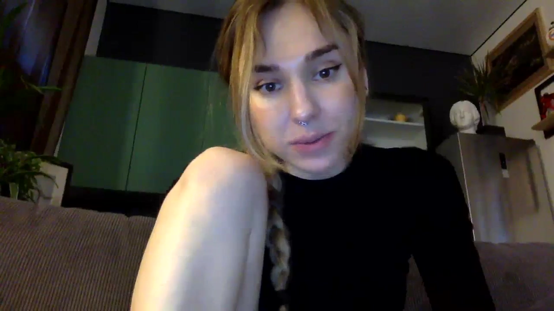 Gallery image thumbnail from EgoisticPuss's myfreecams stream on, 09/28/2023, 15:33 image 13 of 20