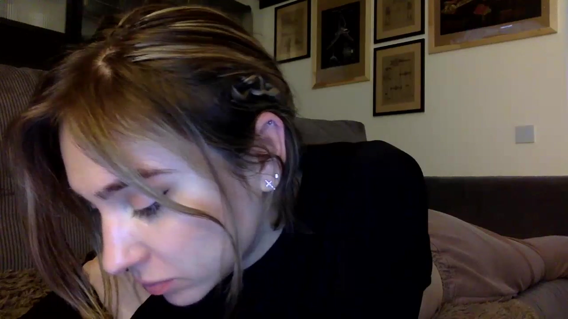 Gallery image thumbnail from EgoisticPuss's myfreecams stream on, 09/28/2023, 15:33 image 12 of 20