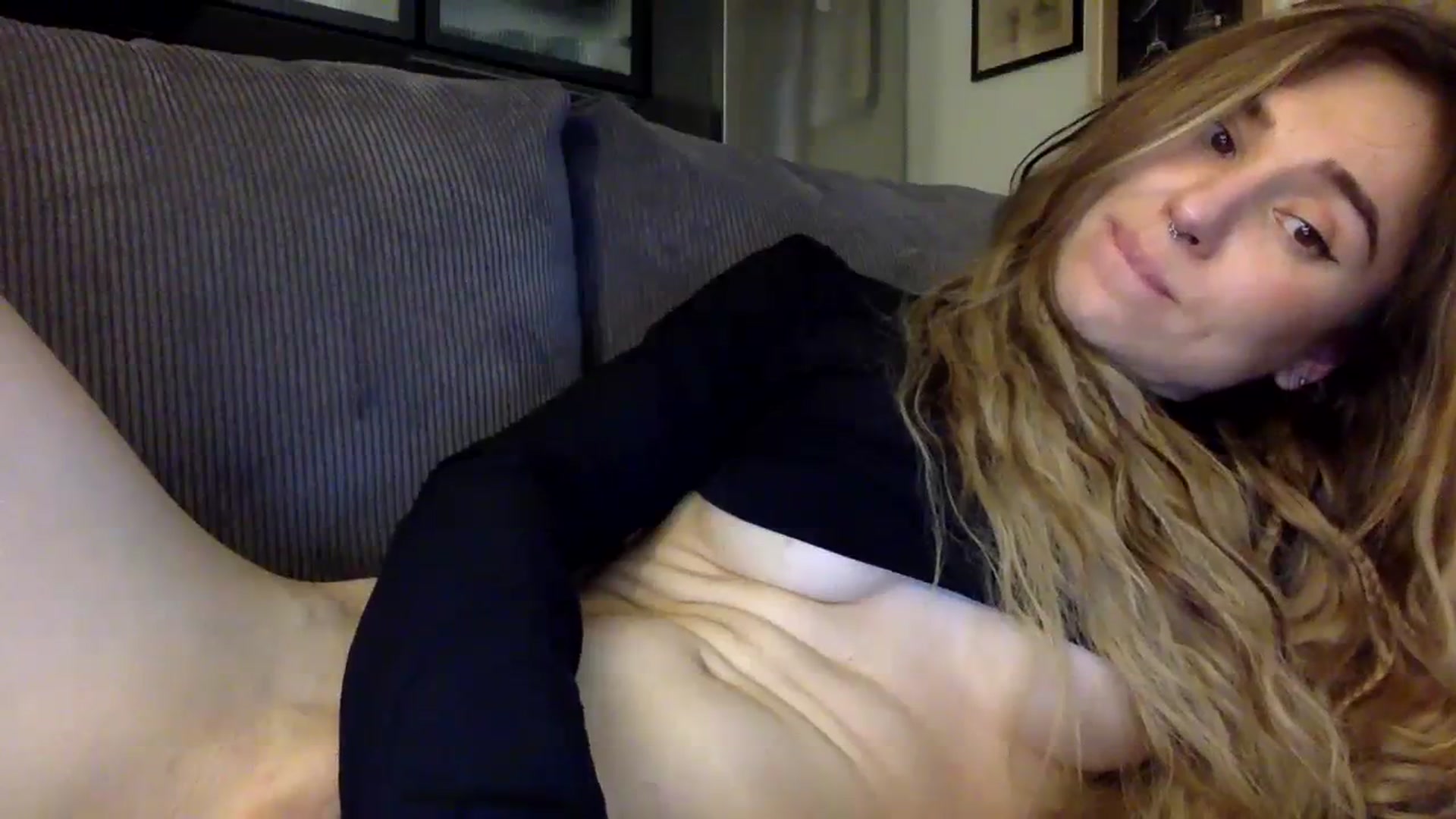 Gallery image thumbnail from EgoisticPuss's myfreecams stream on, 09/28/2023, 16:52 image 7 of 20