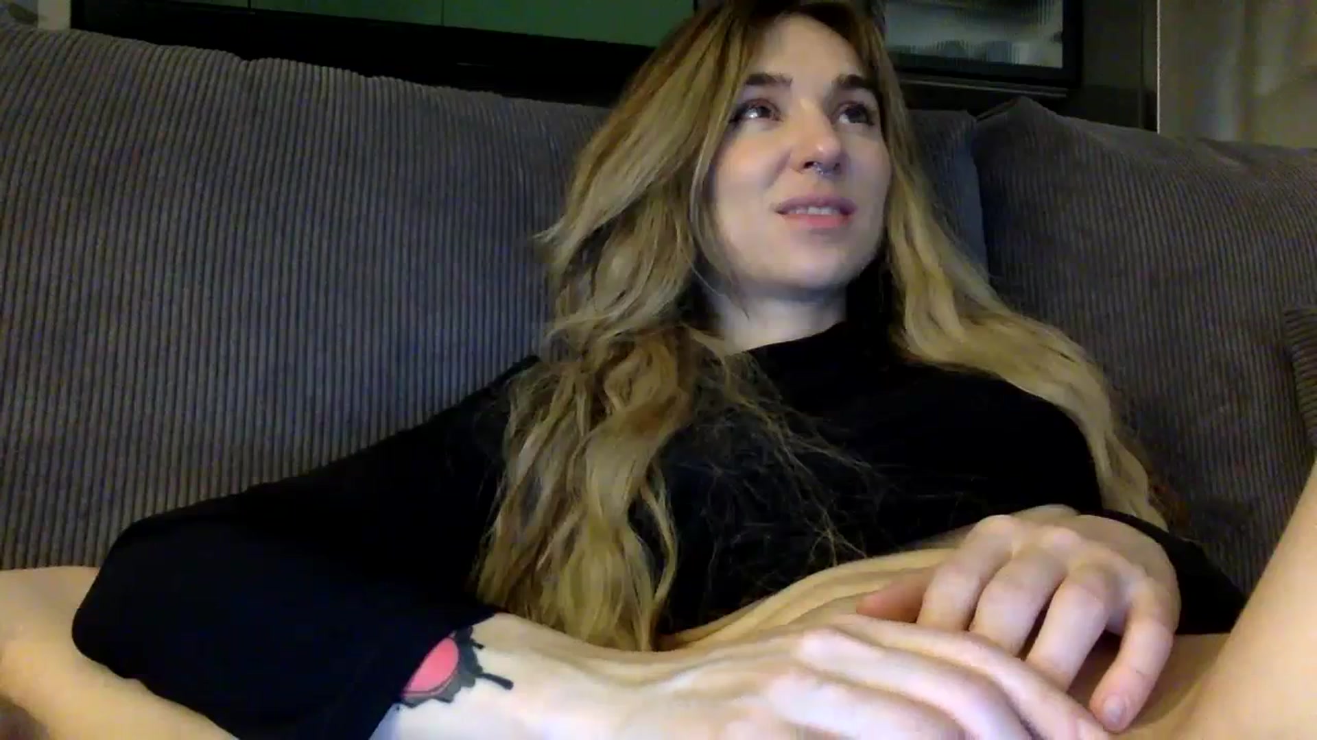 Gallery image thumbnail from EgoisticPuss's myfreecams stream on, 09/28/2023, 16:52 image 11 of 20
