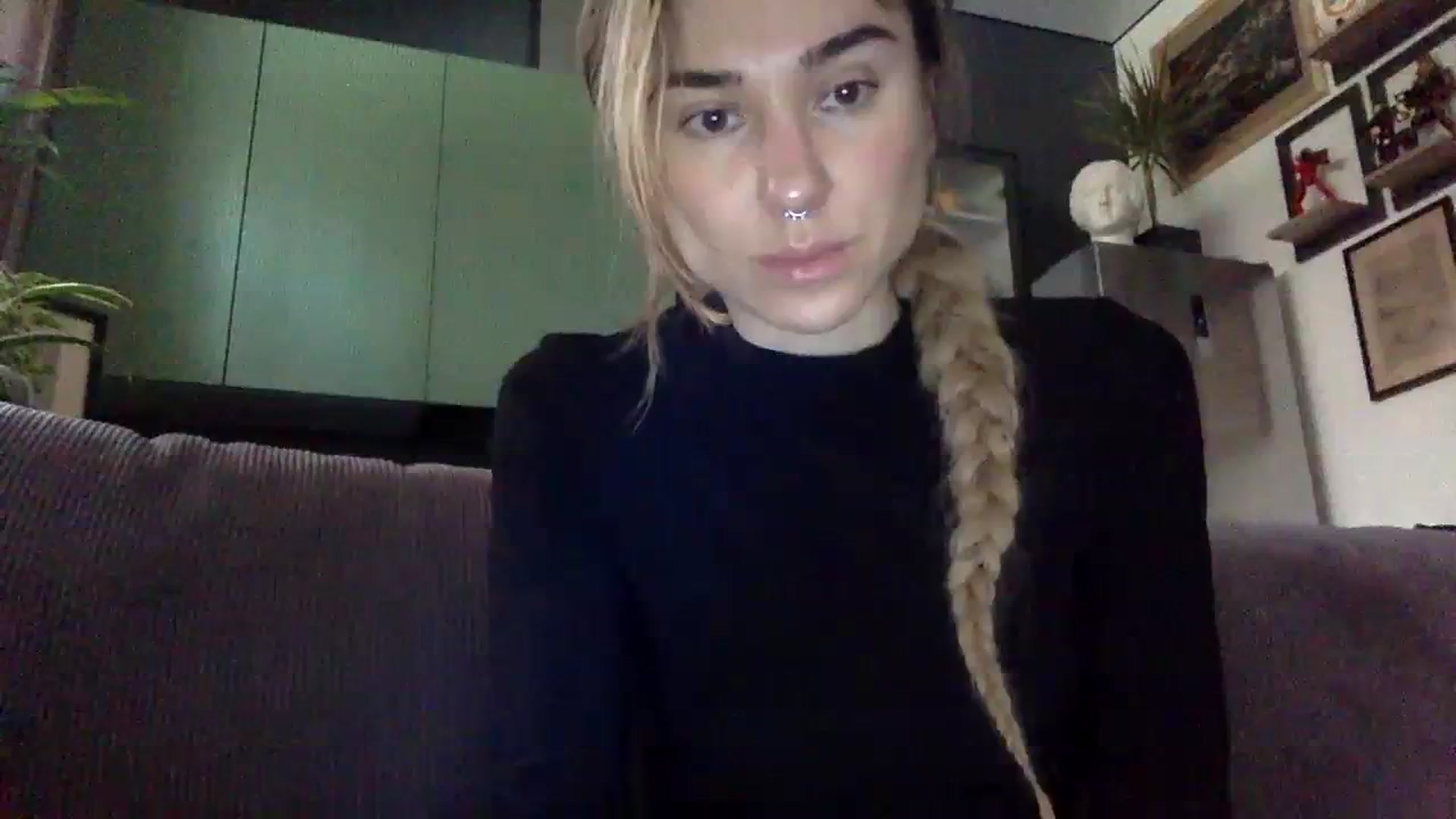Gallery image thumbnail from EgoisticPuss's myfreecams stream on, 09/30/2023, 10:40 image 17 of 20
