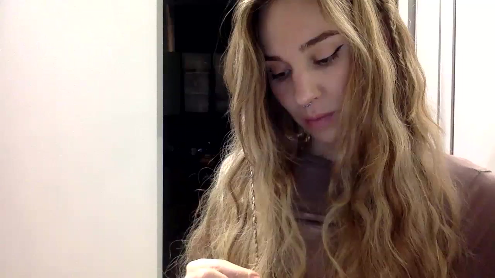 Gallery image thumbnail from EgoisticPuss's myfreecams stream on, 10/02/2023, 13:57 image 13 of 20