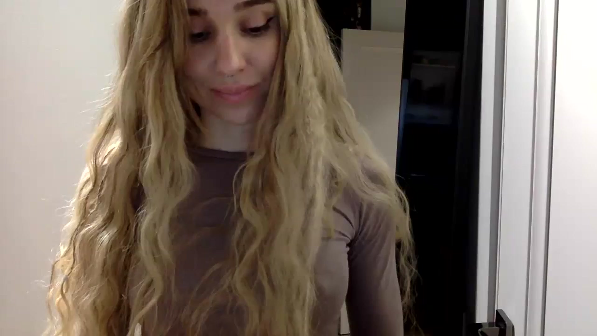 Gallery image thumbnail from EgoisticPuss's myfreecams stream on, 10/02/2023, 15:37 image 3 of 20