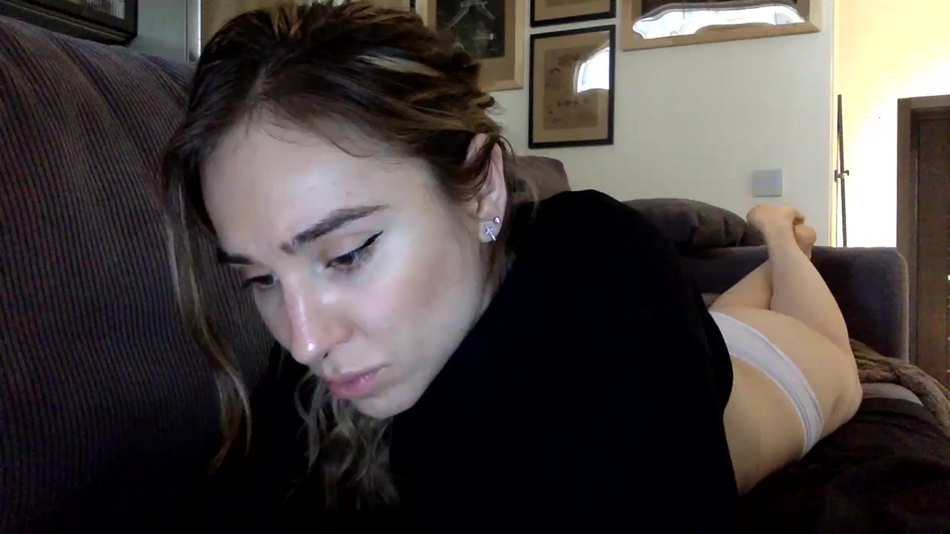 Gallery image thumbnail from EgoisticPuss's myfreecams stream on, 10/03/2023, 11:29 image 16 of 20