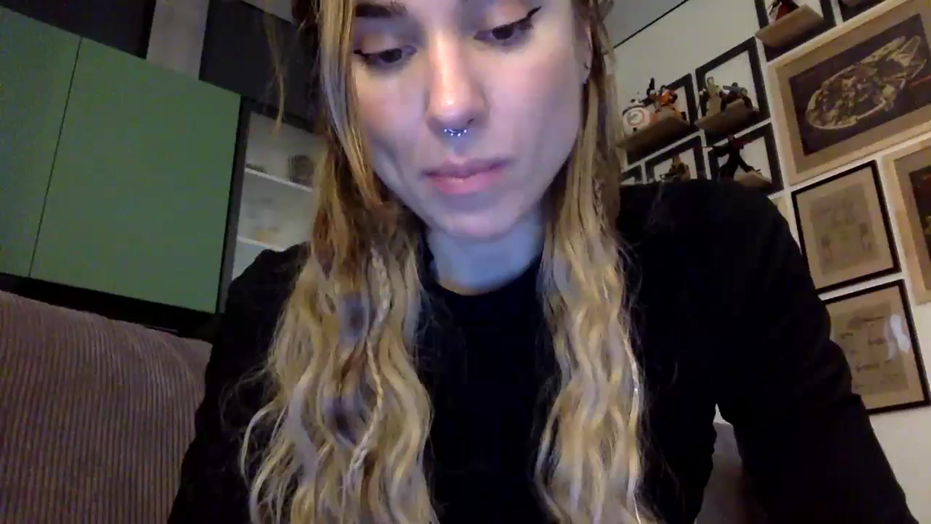 Gallery image thumbnail from EgoisticPuss's myfreecams stream on, 10/03/2023, 14:39 image 6 of 20