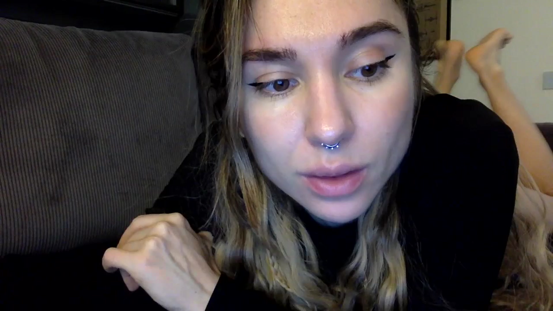Gallery image thumbnail from EgoisticPuss's myfreecams stream on, 10/03/2023, 14:39 image 12 of 20