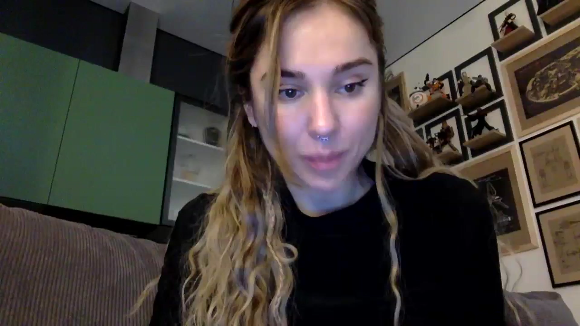 Gallery image thumbnail from EgoisticPuss's myfreecams stream on, 10/03/2023, 14:39 image 3 of 20