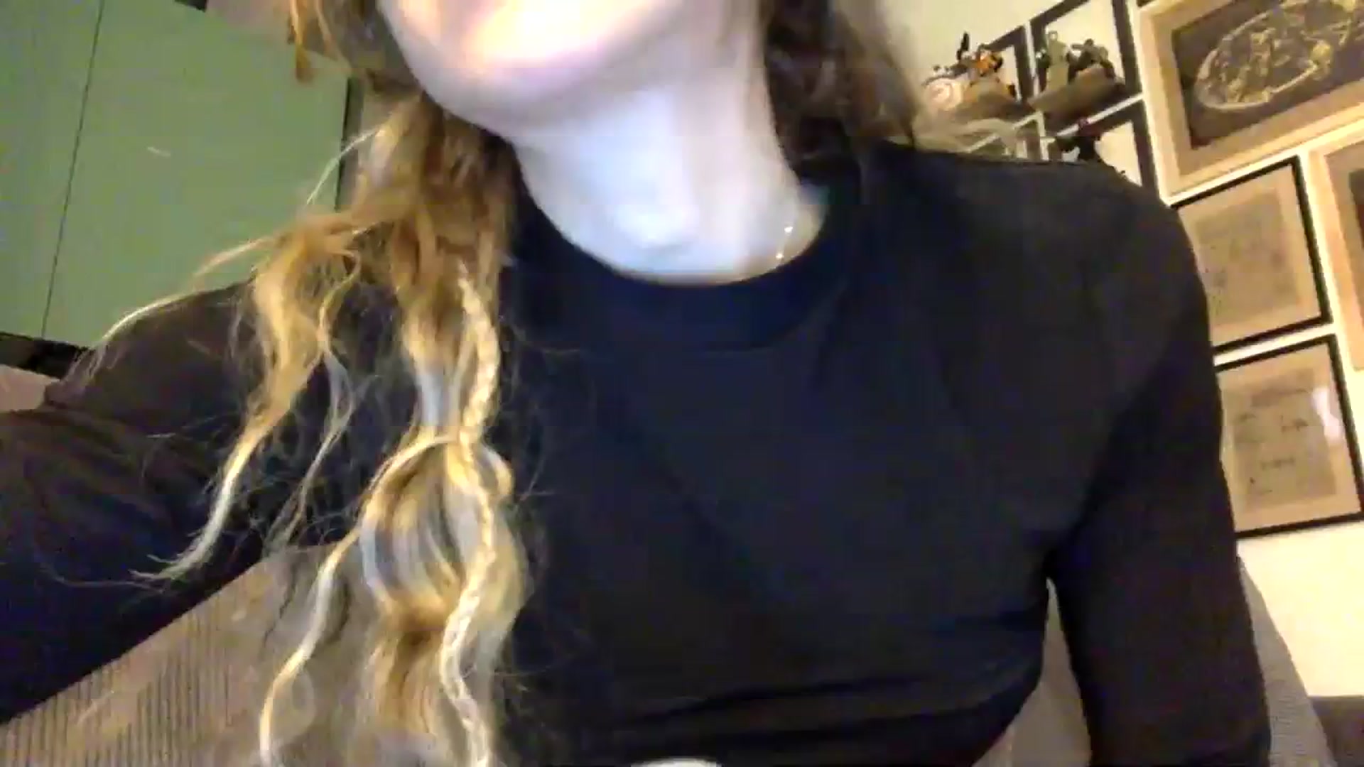 Gallery image thumbnail from EgoisticPuss's myfreecams stream on, 10/03/2023, 14:39 image 1 of 20