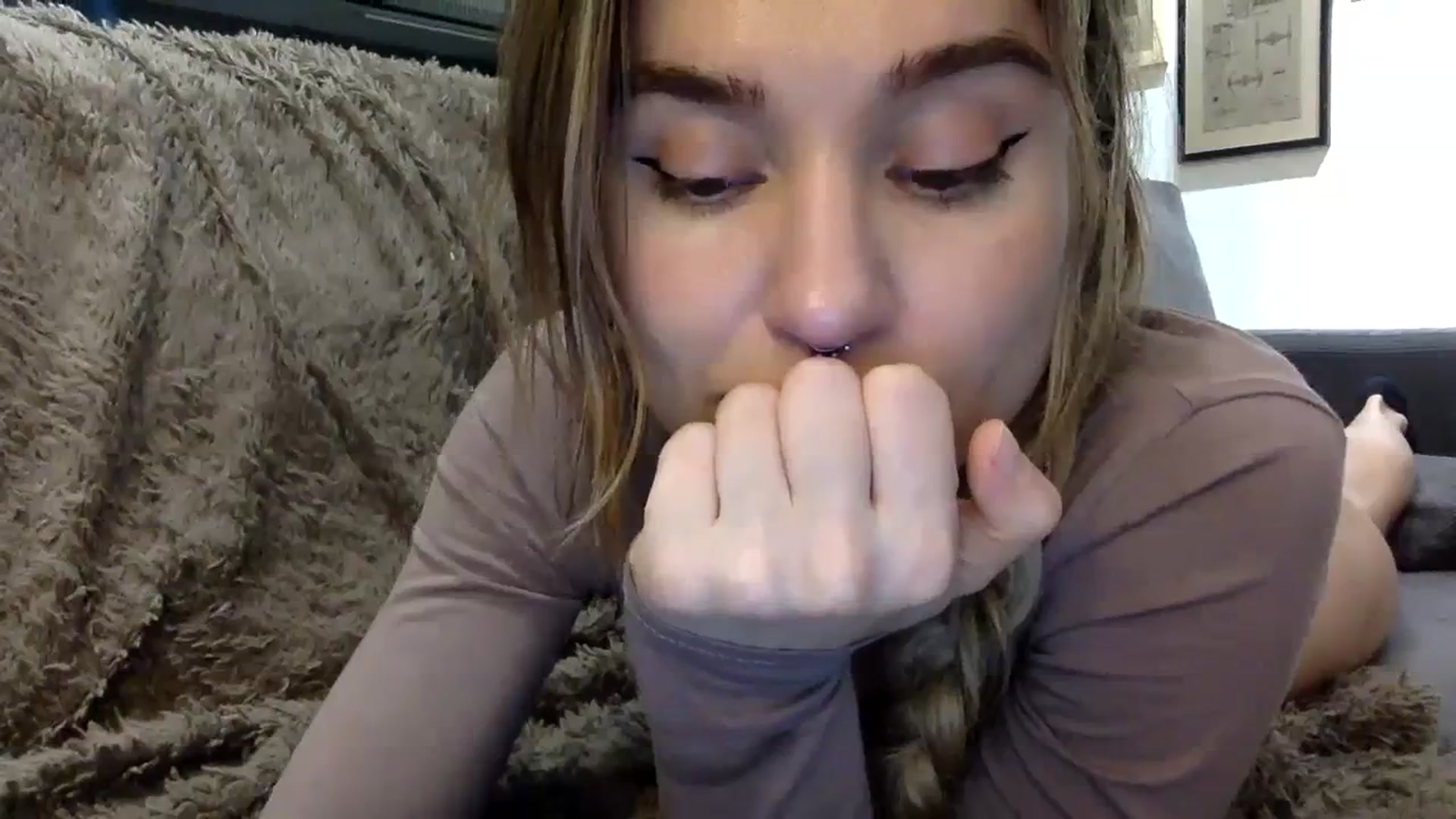 Gallery image thumbnail from EgoisticPuss's myfreecams stream on, 10/03/2023, 23:26 image 9 of 20