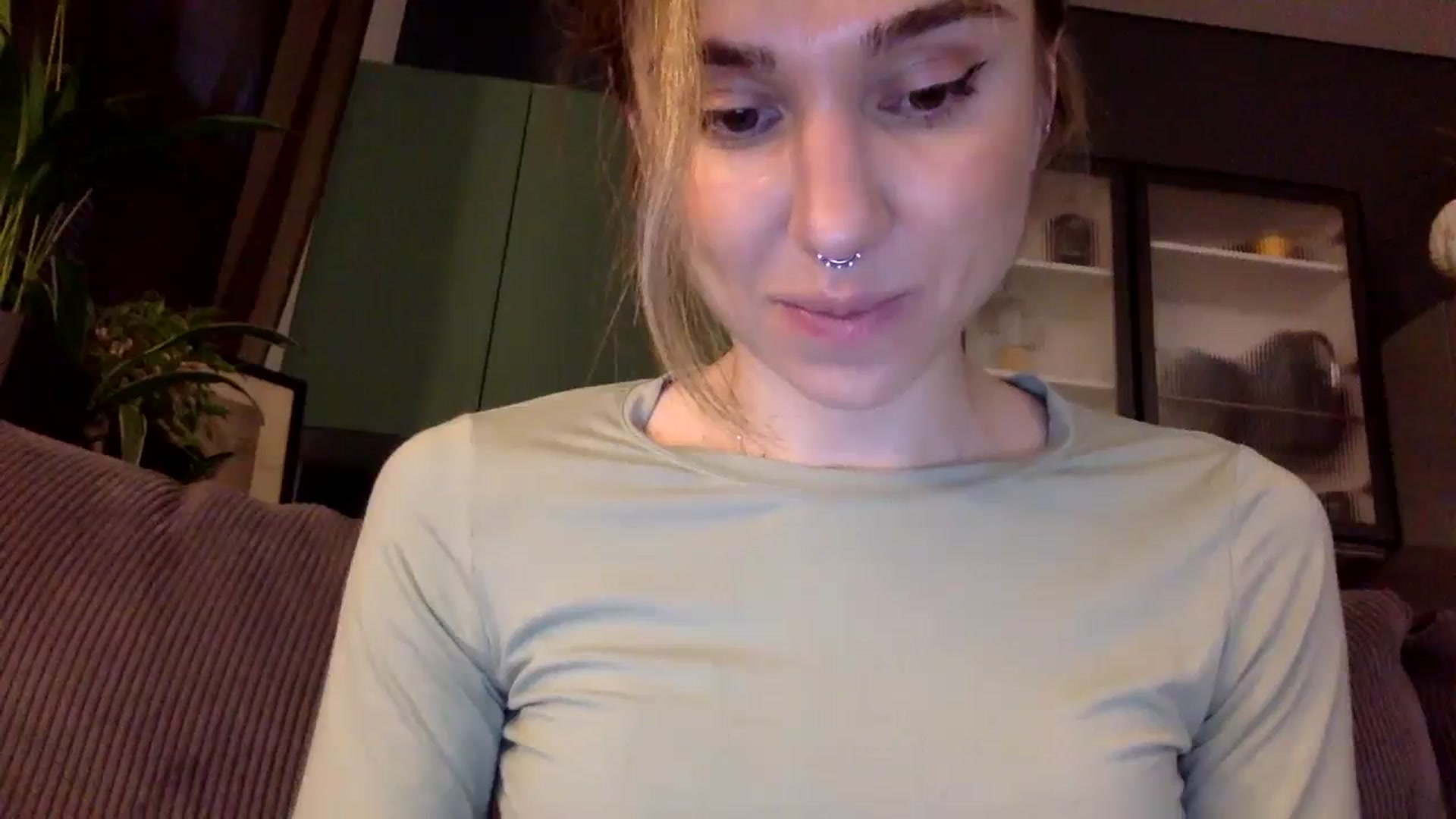 Gallery image thumbnail from EgoisticPuss's myfreecams stream on, 10/04/2023, 13:42 image 15 of 20