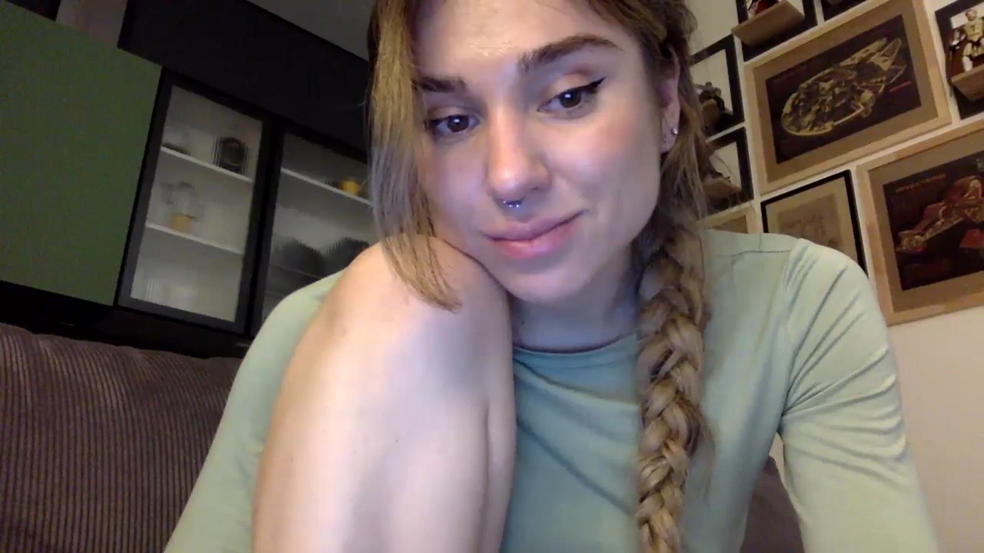 Gallery image thumbnail from EgoisticPuss's myfreecams stream on, 10/04/2023, 18:43 image 2 of 20