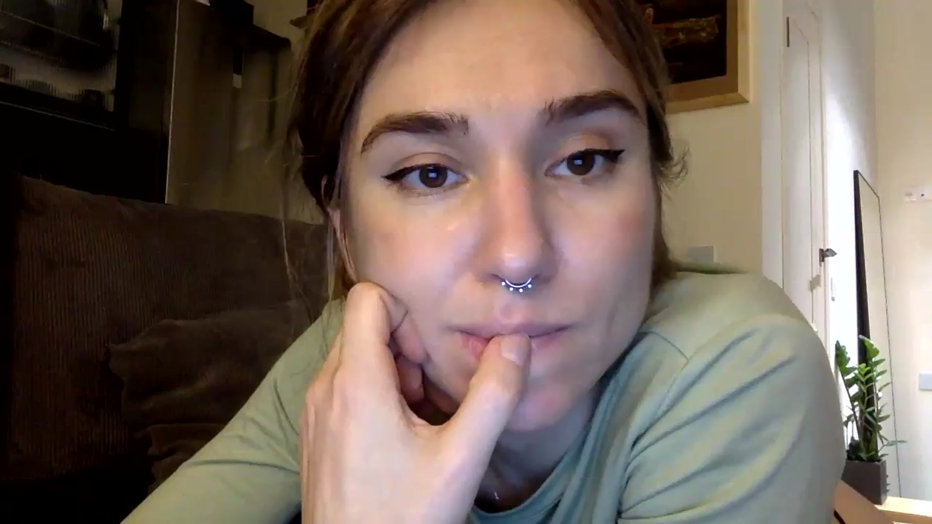 Gallery image thumbnail from EgoisticPuss's myfreecams stream on, 10/04/2023, 18:43 image 20 of 20
