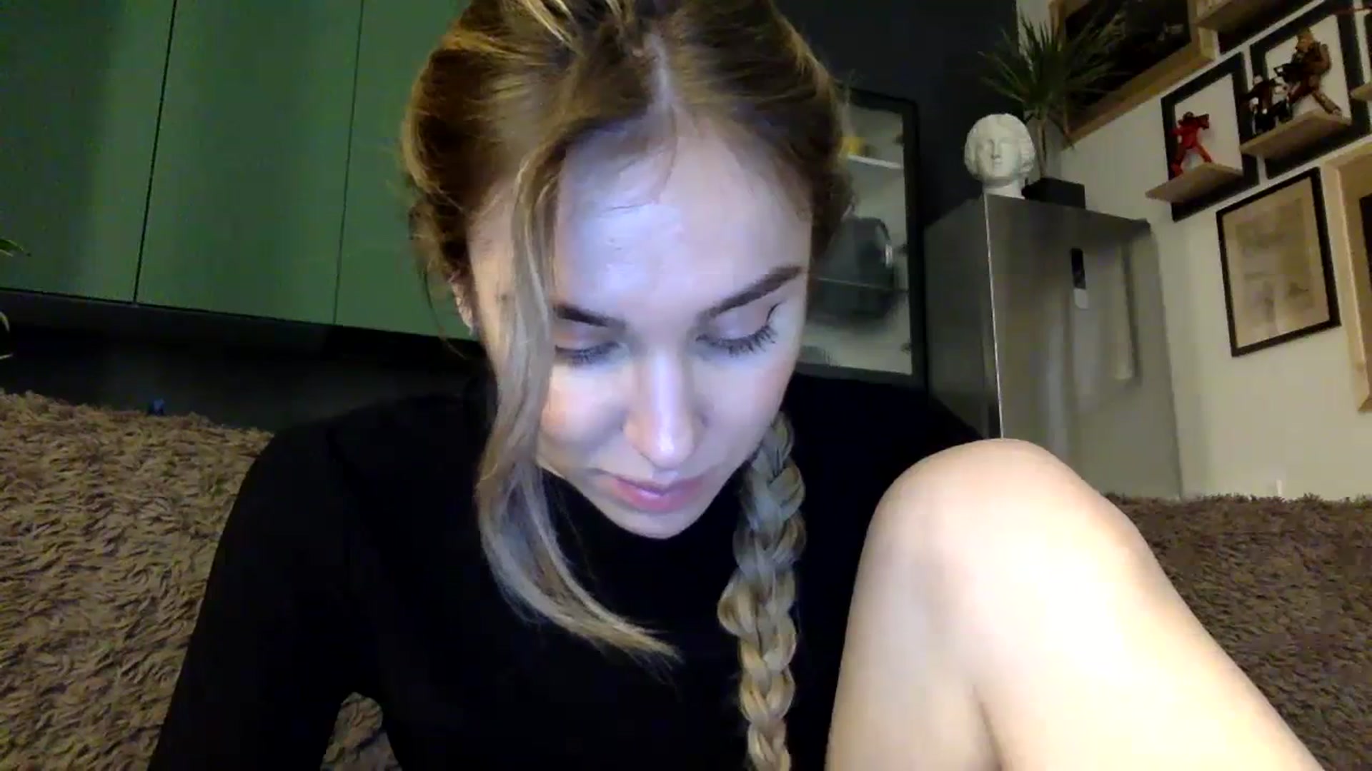 Gallery image thumbnail from EgoisticPuss's myfreecams stream on, 10/05/2023, 16:46 image 17 of 20
