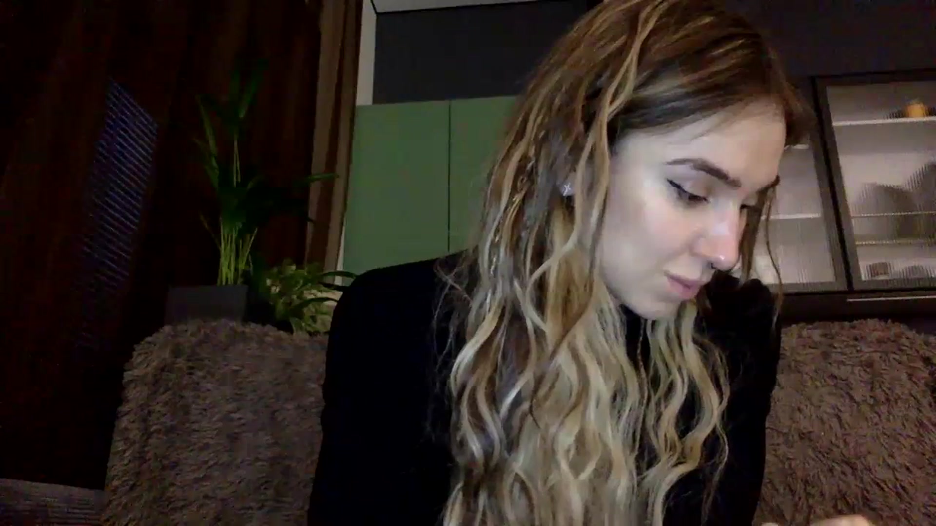 Gallery image thumbnail from EgoisticPuss's myfreecams stream on, 10/05/2023, 16:46 image 11 of 20