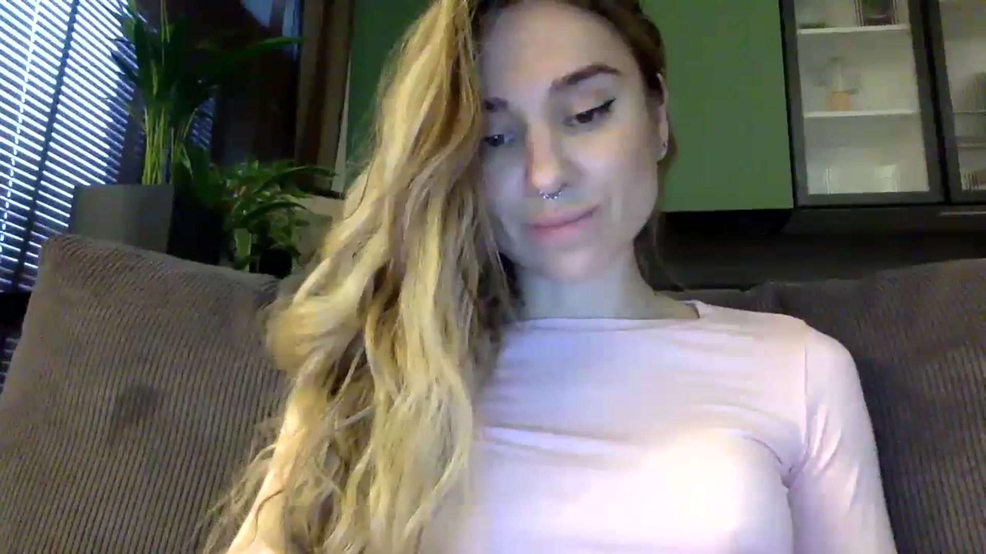 Gallery image thumbnail from EgoisticPuss's myfreecams stream on, 10/06/2023, 13:21 image 7 of 20
