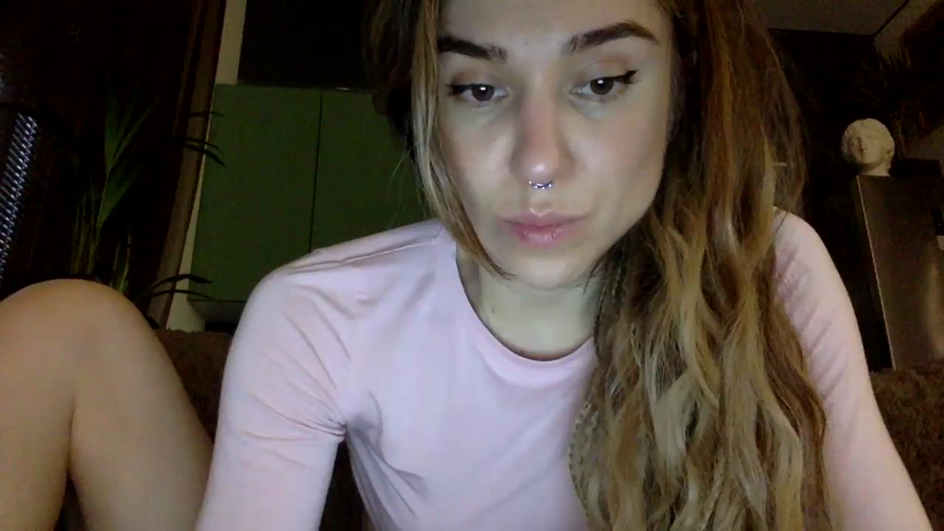 Gallery image thumbnail from EgoisticPuss's myfreecams stream on, 10/07/2023, 14:15 image 14 of 20