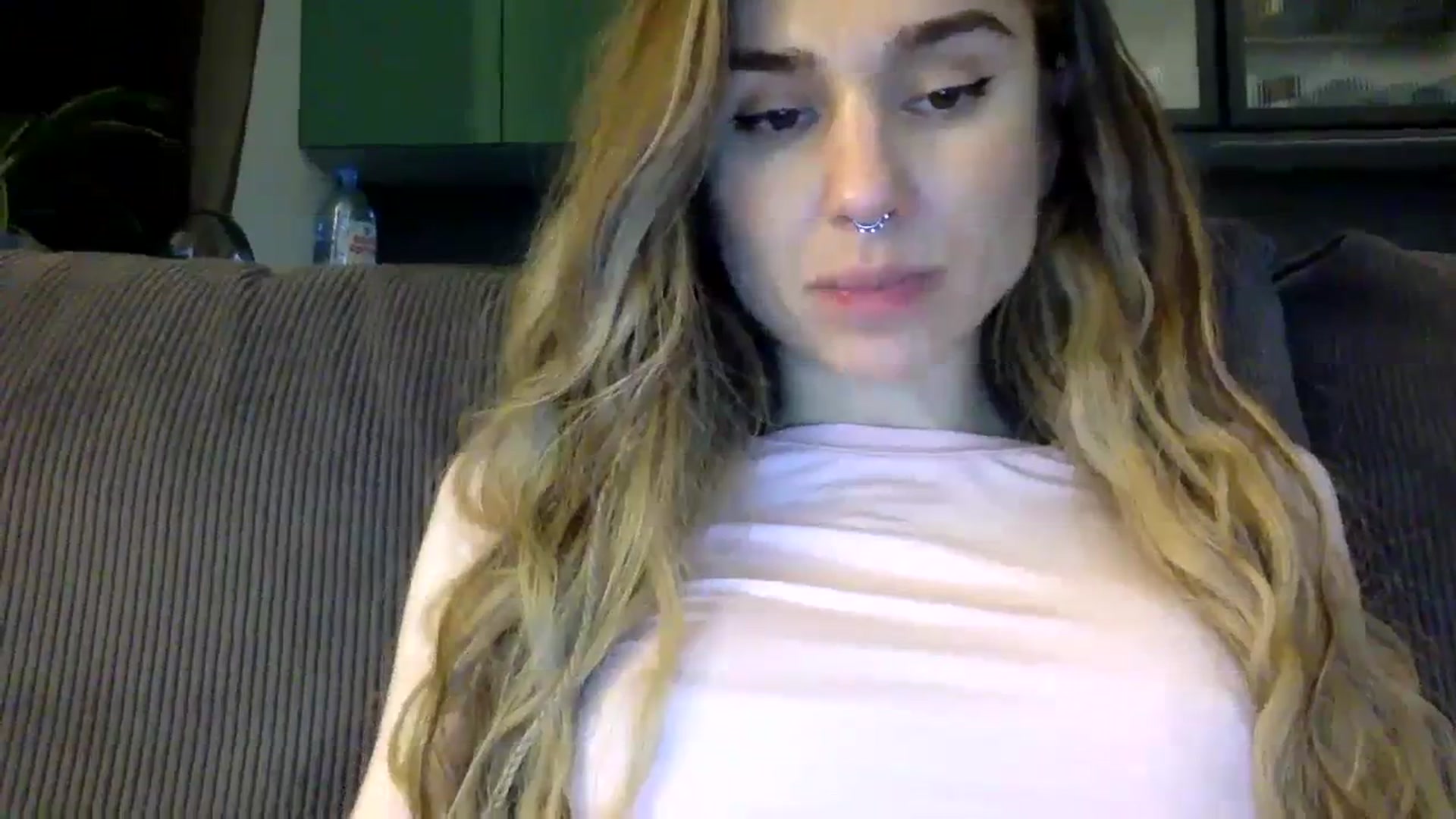 Gallery image thumbnail from EgoisticPuss's myfreecams stream on, 10/07/2023, 16:49 image 5 of 20