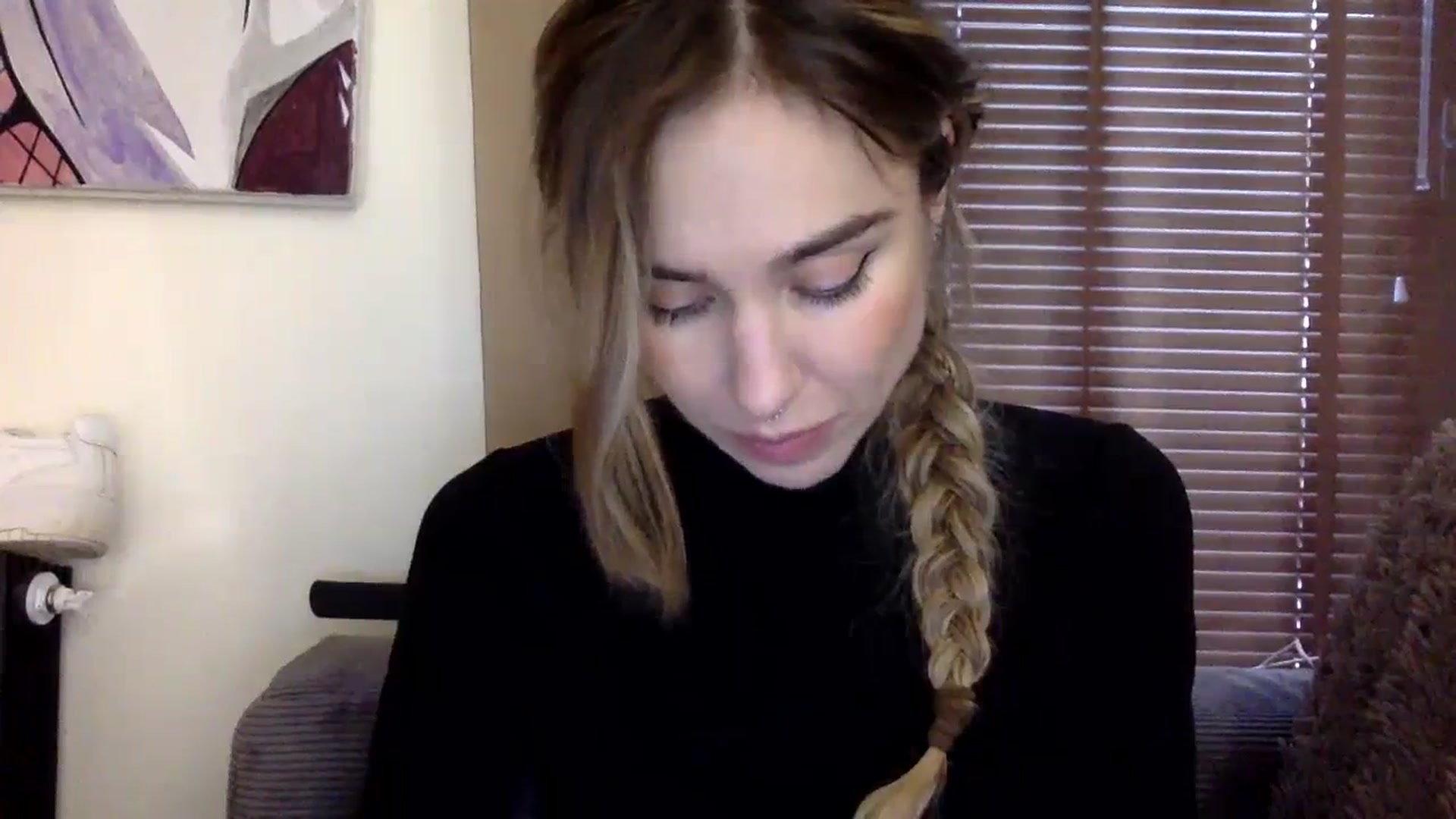 Gallery image thumbnail from EgoisticPuss's myfreecams stream on, 10/10/2023, 10:38 image 6 of 20