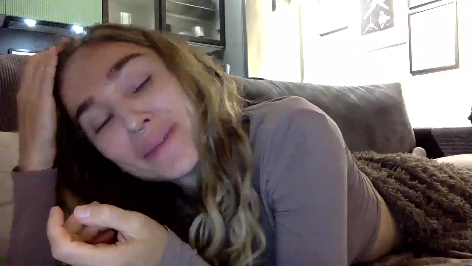 Gallery image thumbnail from EgoisticPuss's myfreecams stream on, 10/28/2023, 09:25 image 9 of 20