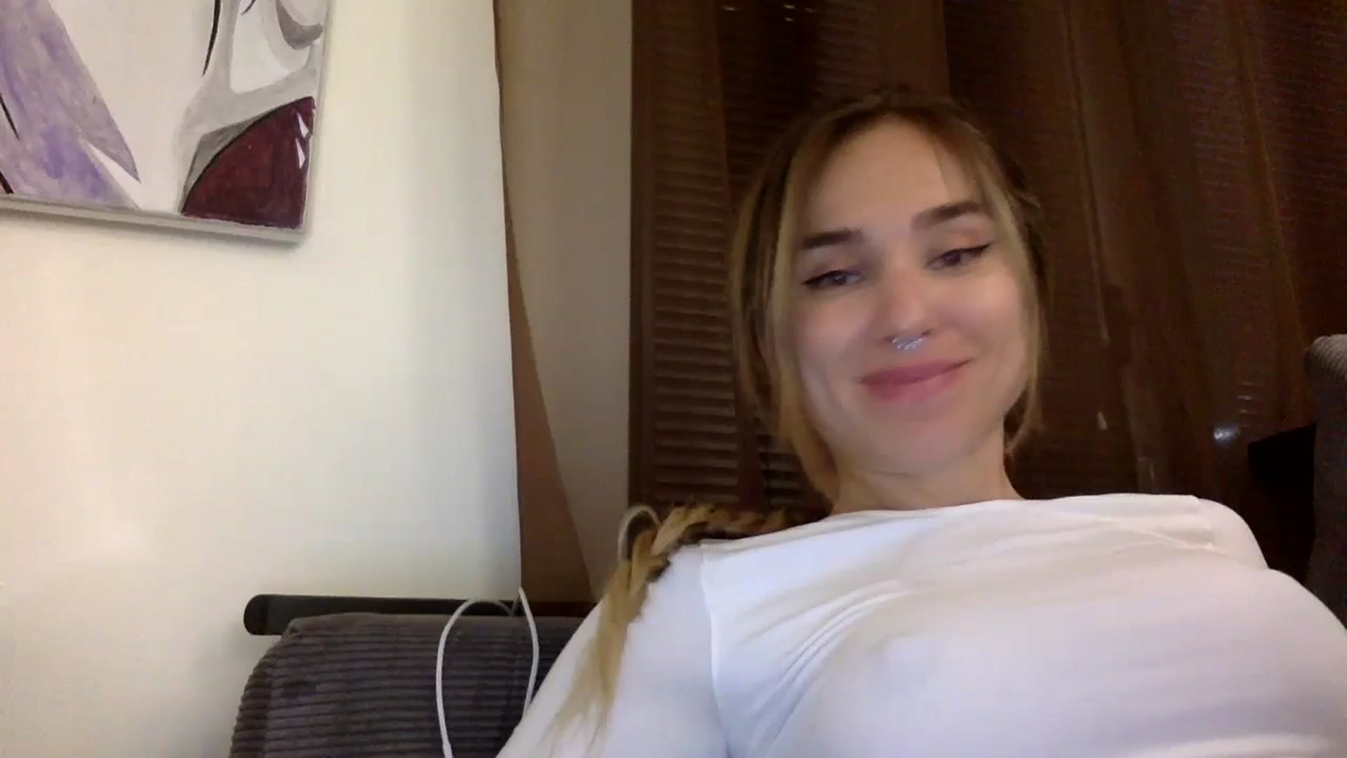 Gallery image thumbnail from EgoisticPuss's myfreecams stream on, 10/30/2023, 14:36 image 19 of 20