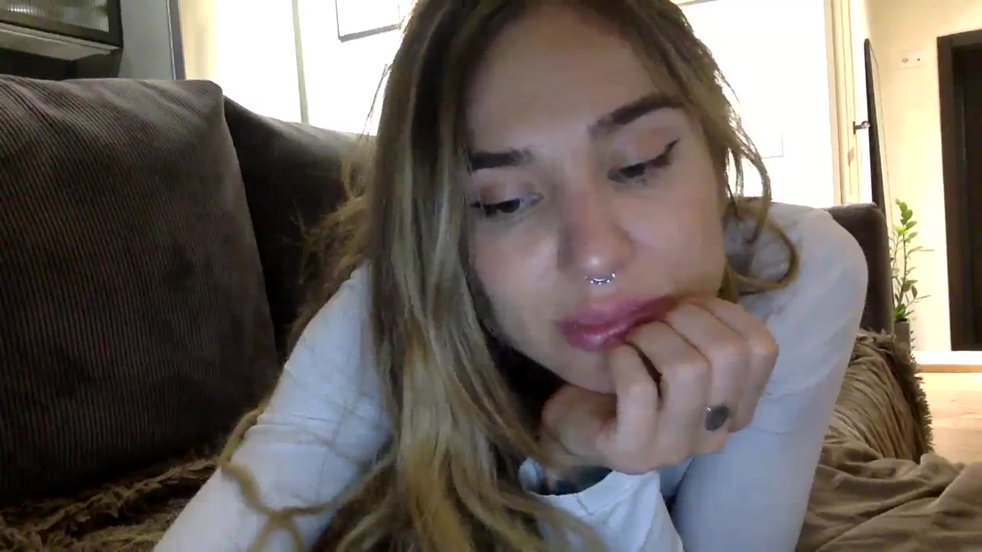 Gallery image thumbnail from EgoisticPuss's myfreecams stream on, 10/30/2023, 14:36 image 11 of 20