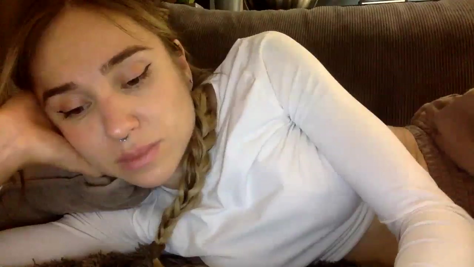 Gallery image thumbnail from EgoisticPuss's myfreecams stream on, 10/30/2023, 17:56 image 19 of 20