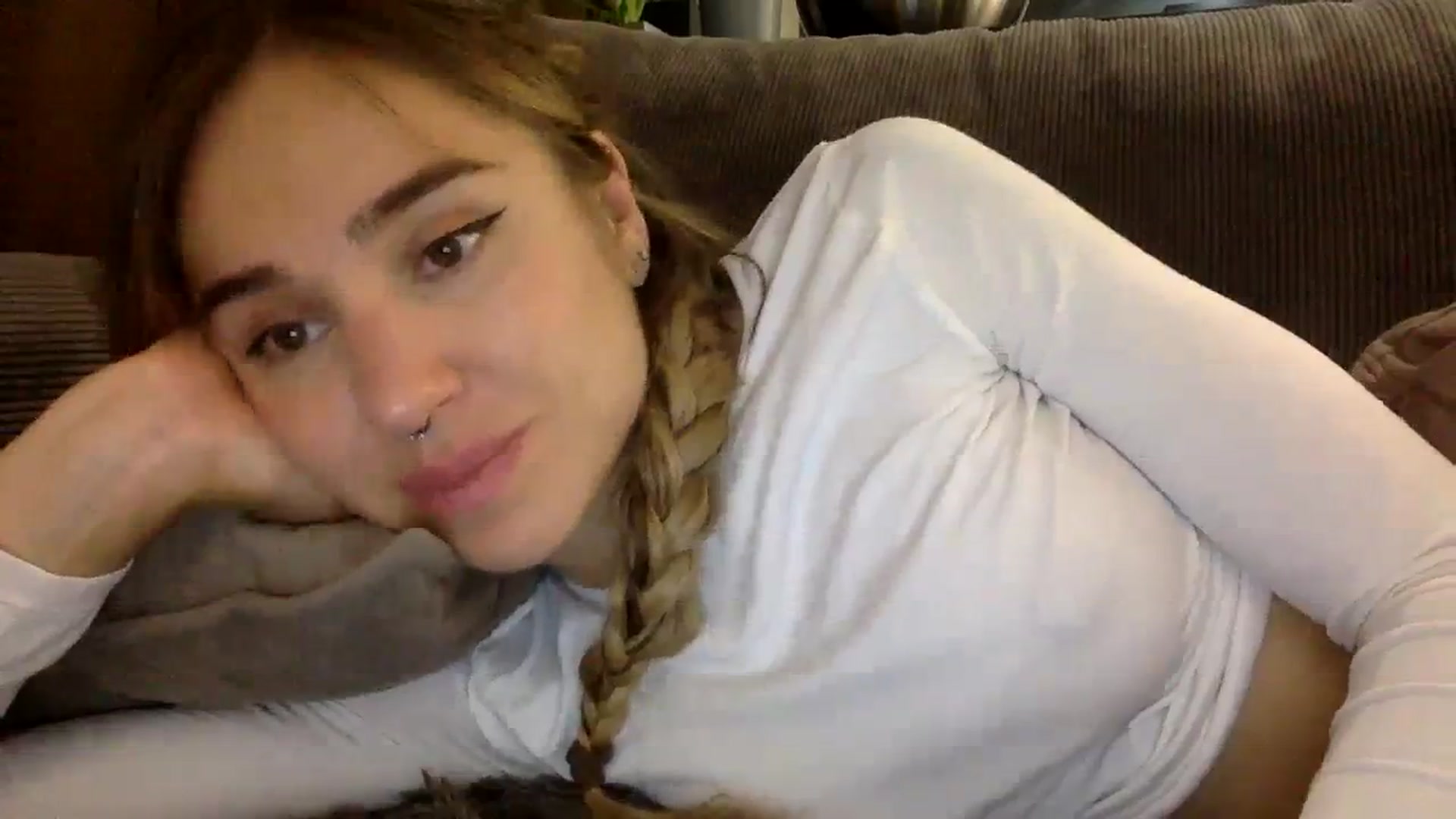 Gallery image thumbnail from EgoisticPuss's myfreecams stream on, 10/30/2023, 17:56 image 13 of 20