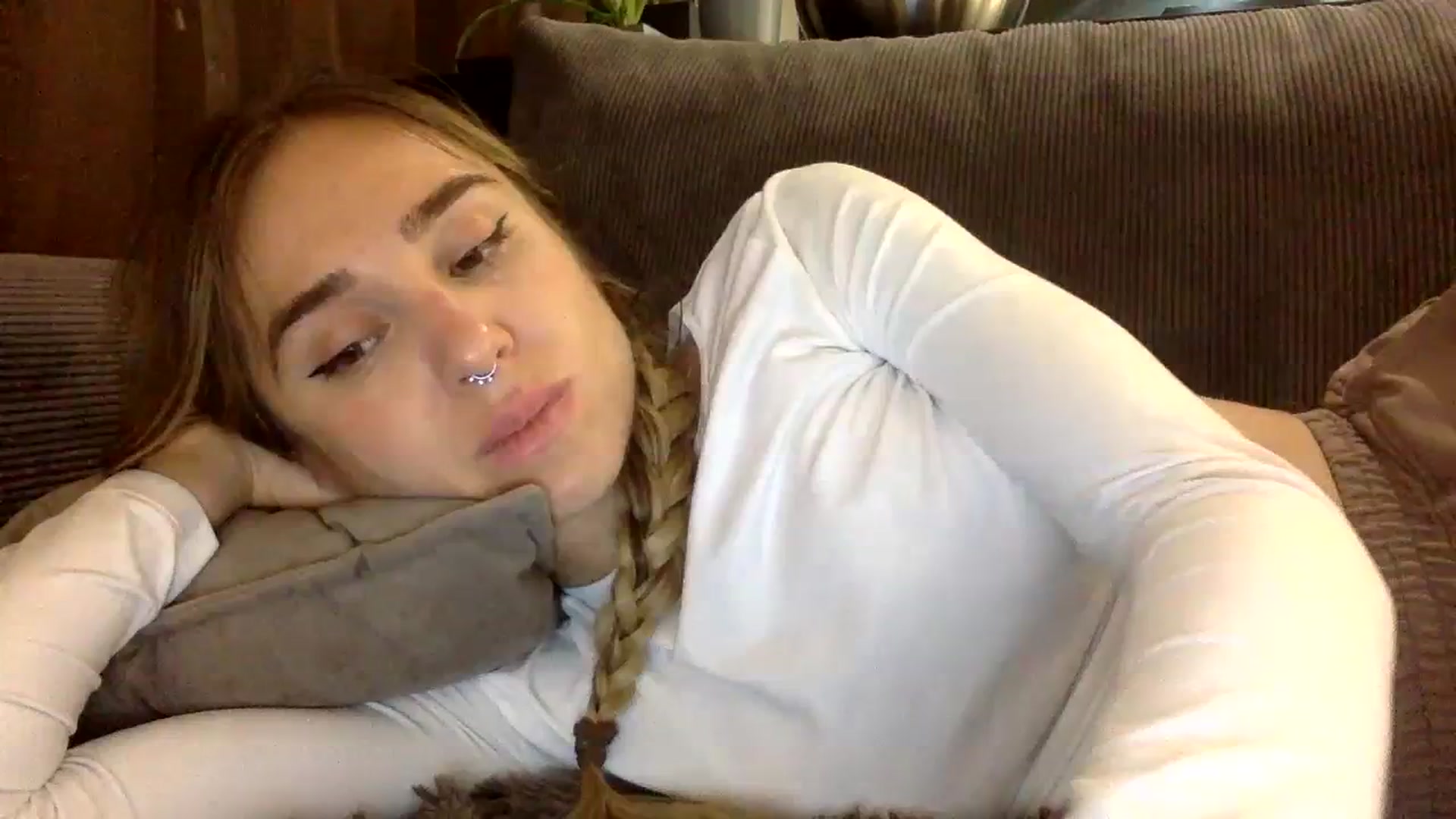 Gallery image thumbnail from EgoisticPuss's myfreecams stream on, 10/30/2023, 17:56 image 15 of 20