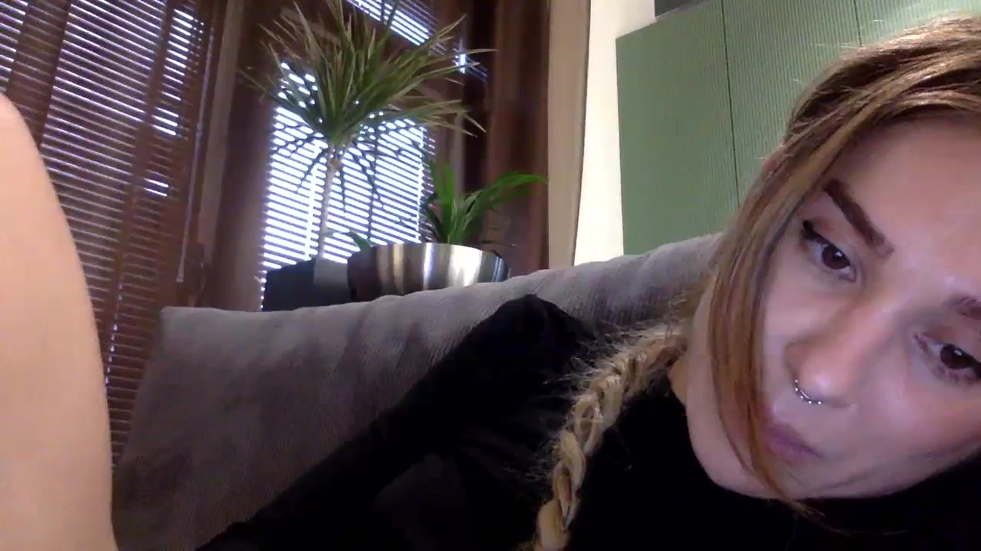 Gallery image thumbnail from EgoisticPuss's myfreecams stream on, 10/31/2023, 09:56 image 3 of 20